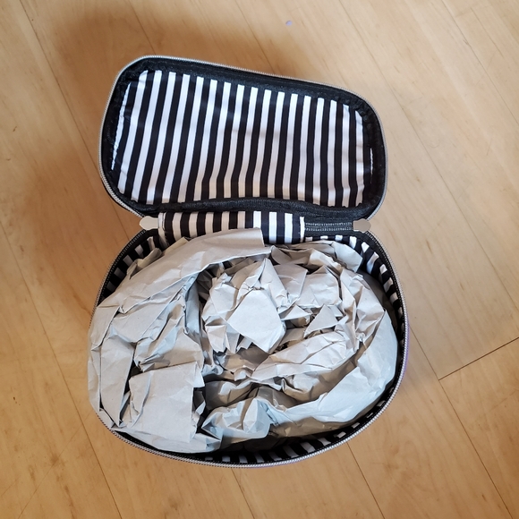 Marc Tetro Bichon Cosmetic/Tote/Lunch bag - Picture 7 of 7